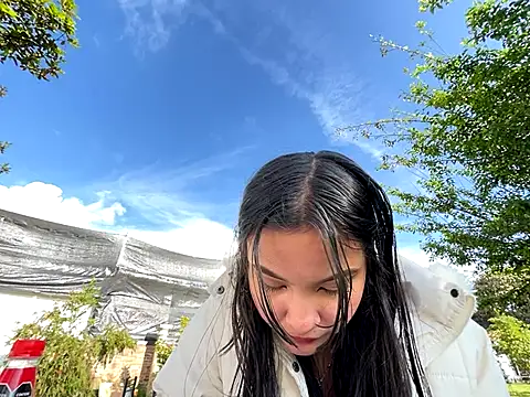 Snapshot of _kita chatting on November 15, 2025, 12:45 pm kita online show from November 15, 2025, 12:45 pm