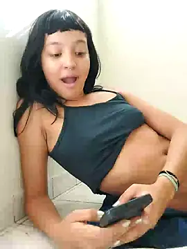 Snapshot of docinho-9 chatting on October 16, 2025, 5:47 pm docinho-9 online show from October 16, 2025, 5:47 pm