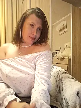 Ambika beauty online show from February 8, 2026, 8:45 pm