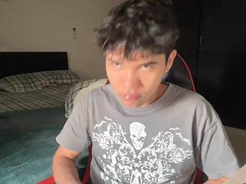 Im Camii online show from April 11, 2026, 4:55 pm