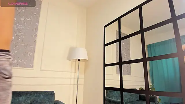 Adrian Volt online show from October 24, 2025, 8:05 pm