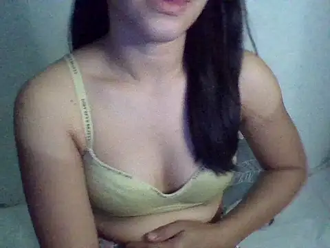 cocomum online show from April 10, 2026, 5:12 am