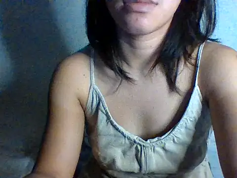 cocomum online show from May 6, 2026, 8:03 pm