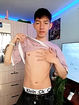 heyy noah11 online show from October 29, 2025, 9:49 pm