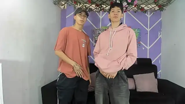 heyy noah11 online show from March 22, 2026, 1:36 pm