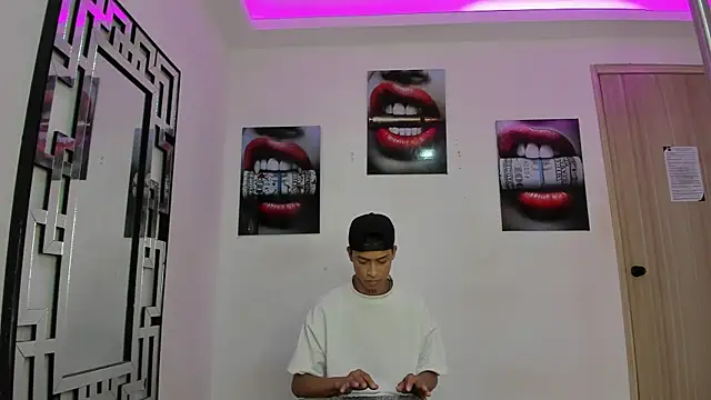 EMPIRE BOYS1 online show from December 1, 2025, 7:30 pm