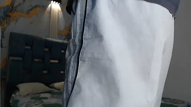 EMPIRE BOYS1 online show from March 17, 2026, 7:39 pm