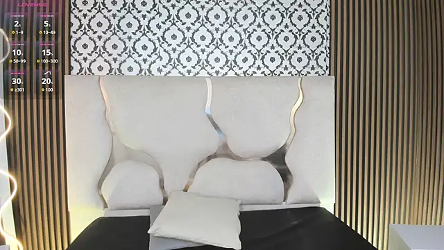 BEELLA TAY1 online show from October 21, 2025, 6:41 pm