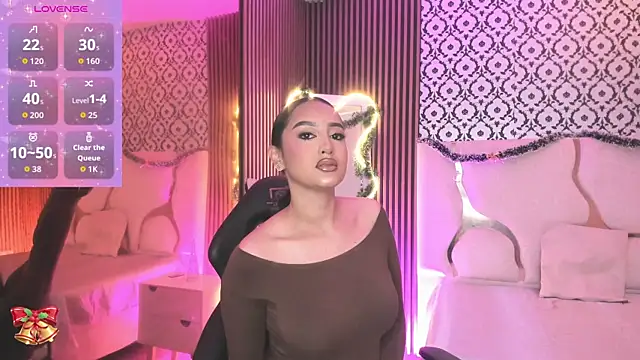 BEELLA TAY1 online show from December 3, 2025, 12:03 pm