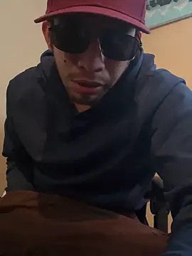 Snapshot of sniper2801 chatting on October 11, 2025, 2:59 pm sniper2801 online show from October 11, 2025, 2:59 pm