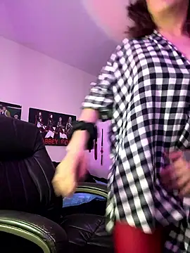 MiniMonroe online show from January 13, 2026, 1:05 pm