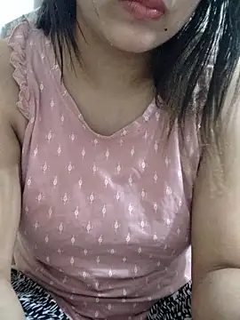 Tanha18 online show from November 11, 2025, 8:58 am