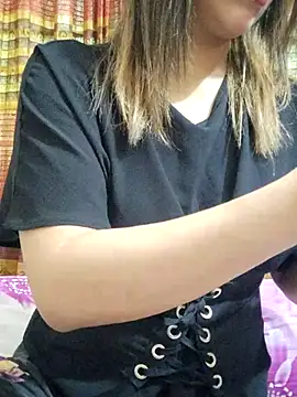 Tanha18 online show from February 8, 2026, 1:09 am