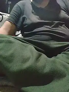 axel-spr online show from November 16, 2025, 4:18 am