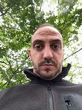 Snapshot of AlexGogo23 chatting on October 11, 2025, 2:48 pm AlexGogo23 online show from October 11, 2025, 2:48 pm