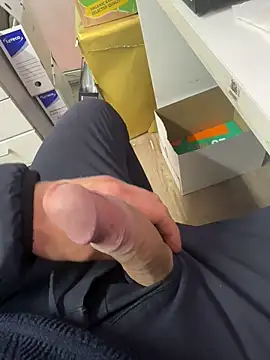 AlexGogo23 online show from March 13, 2026, 6:03 pm