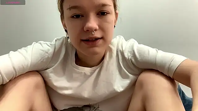 LorRebak online show from October 15, 2025, 10:37 am