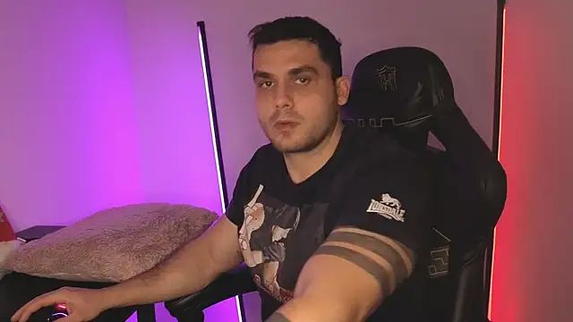 Danielbateson online show from January 7, 2026, 1:57 pm