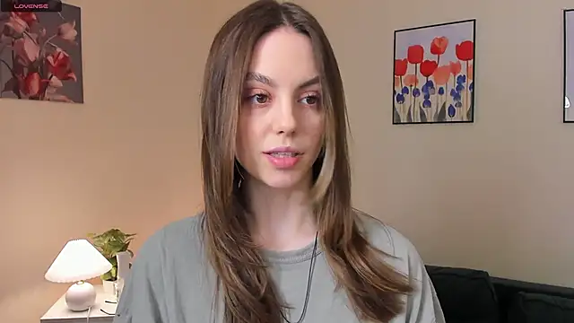 sweet and flirt online show from December 3, 2025, 7:05 am