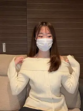 yura ra ra online show from November 9, 2025, 12:25 pm