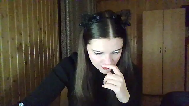 AmeliieLaFleur online show from December 21, 2025, 8:27 pm