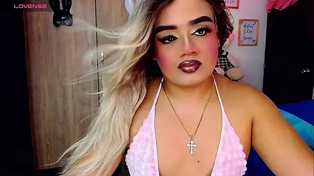 Sofiabigcock22 online show from November 11, 2025, 11:32 am