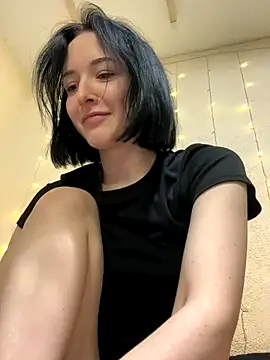  LovelyDana  online show from January 7, 2026, 7:16 pm