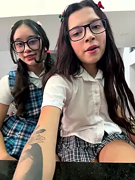 l0lita sweet online show from January 15, 2026, 4:44 pm