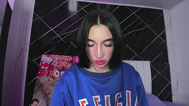 Candy leilaa3 online show from March 13, 2026, 4:08 am