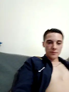 Snapshot of fresh-laD chatting on November 6, 2025, 2:01 am fresh-laD online show from November 6, 2025, 2:01 am