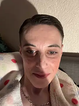 Snapshot of fresh-laD chatting on March 13, 2026, 12:39 am fresh-laD online show from March 13, 2026, 12:39 am