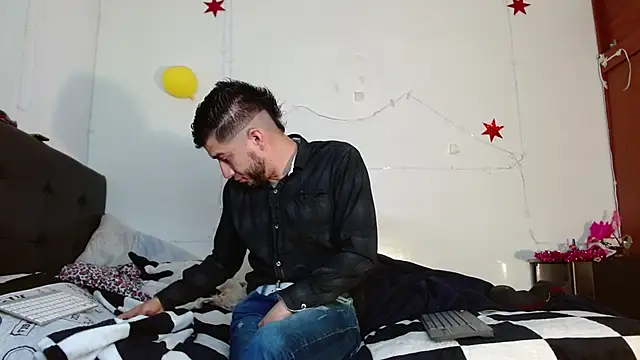 picante70  online show from November 19, 2025, 11:32 am