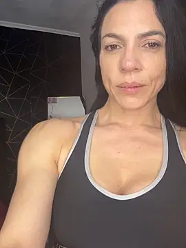 Snapshot of Kattefit chatting on November 30, 2025, 4:49 am Kattefit online show from November 30, 2025, 4:49 am