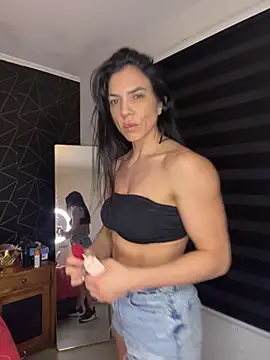 Kattefit online show from December 18, 2025, 2:50 am