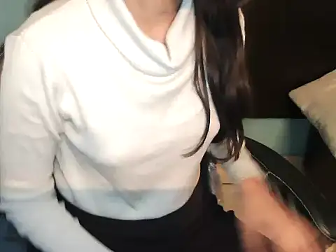 notty heena online show from December 22, 2025, 3:25 am