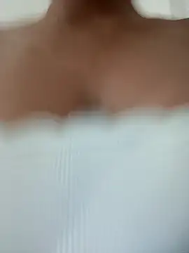 Zoya-Baby1 online show from November 2, 2025, 12:07 pm