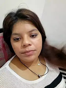 Snapshot of kajal77715 chatting on October 15, 2025, 9:20 am kajal77715 online show from October 15, 2025, 9:20 am