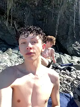 TwinksNextDoor online show from April 3, 2026, 10:35 am