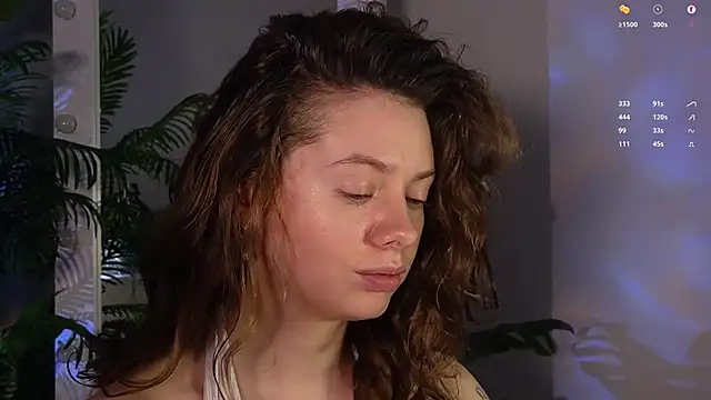 MelodySinclair online show from December 15, 2025, 1:37 pm