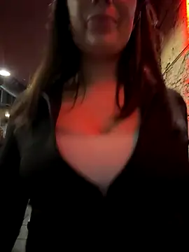 mamimamacitaaa online show from November 14, 2025, 10:58 am