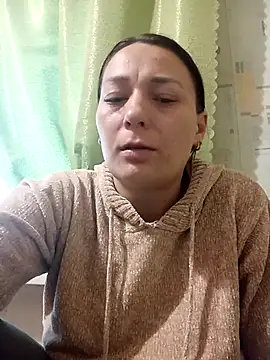 HollyDollsi online show from January 8, 2026, 7:10 am