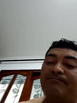 sexyandres 23 online show from March 13, 2026, 8:21 am