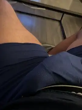 Snapshot of EthanKane chatting on October 13, 2025, 12:43 am EthanKane online show from October 13, 2025, 12:43 am