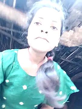 Anju cutt online show from October 18, 2025, 2:25 am