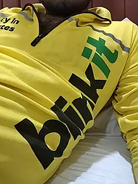 Money girl  online show from November 8, 2025, 4:07 pm