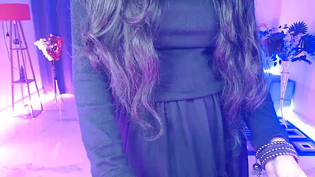 Rashiii  online show from February 5, 2026, 7:29 pm