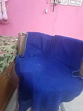 Hot-ranisa online show from February 25, 2026, 5:55 pm