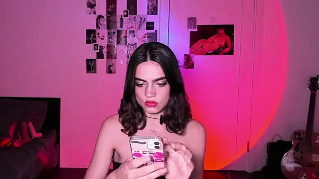 nightfloatt online show from October 15, 2025, 3:23 pm