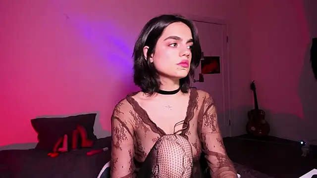 nightfloatt online show from December 19, 2025, 3:19 pm