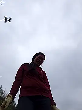 siusiu-00 online show from October 20, 2025, 6:14 am